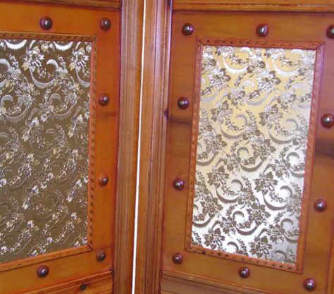 Room Divider Screen 4-panel Wooden Frame Ideal Way to Add Distinctive Style to your Home, this Unique Gold and Orange Finished Divider Will Lend