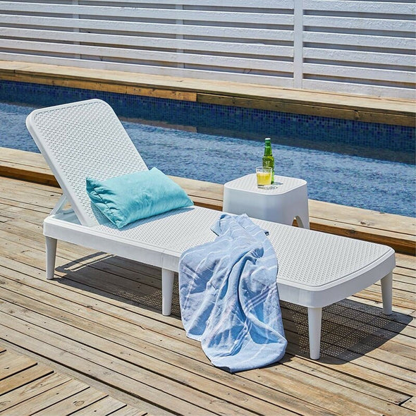 Long Reclining Single Chaise Durable Against All Weather Elements. Resistant To Rain, Snow, UV Rays, Water, Mold and Mildew