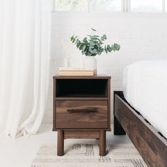 1 Drawer Nightstand in Brown Simple and Elegant in Its Design, This Piece Keeps your Home Decor Grounded While Elevating your Modern Style