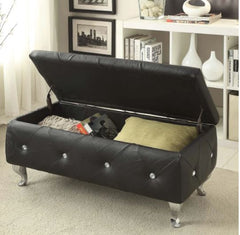 Upholstered Tufted Storage Bench Brings Sophisticated Allure